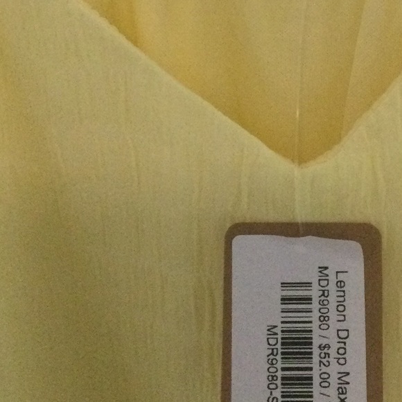 NWT - Fun yellow dress size small - Picture 4 of 4